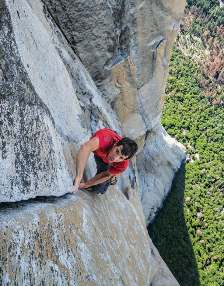 Alex Honnold en Dülfer dans le nose dans le Dolomites